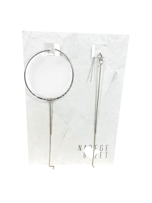 Boucles asymétriques argentées